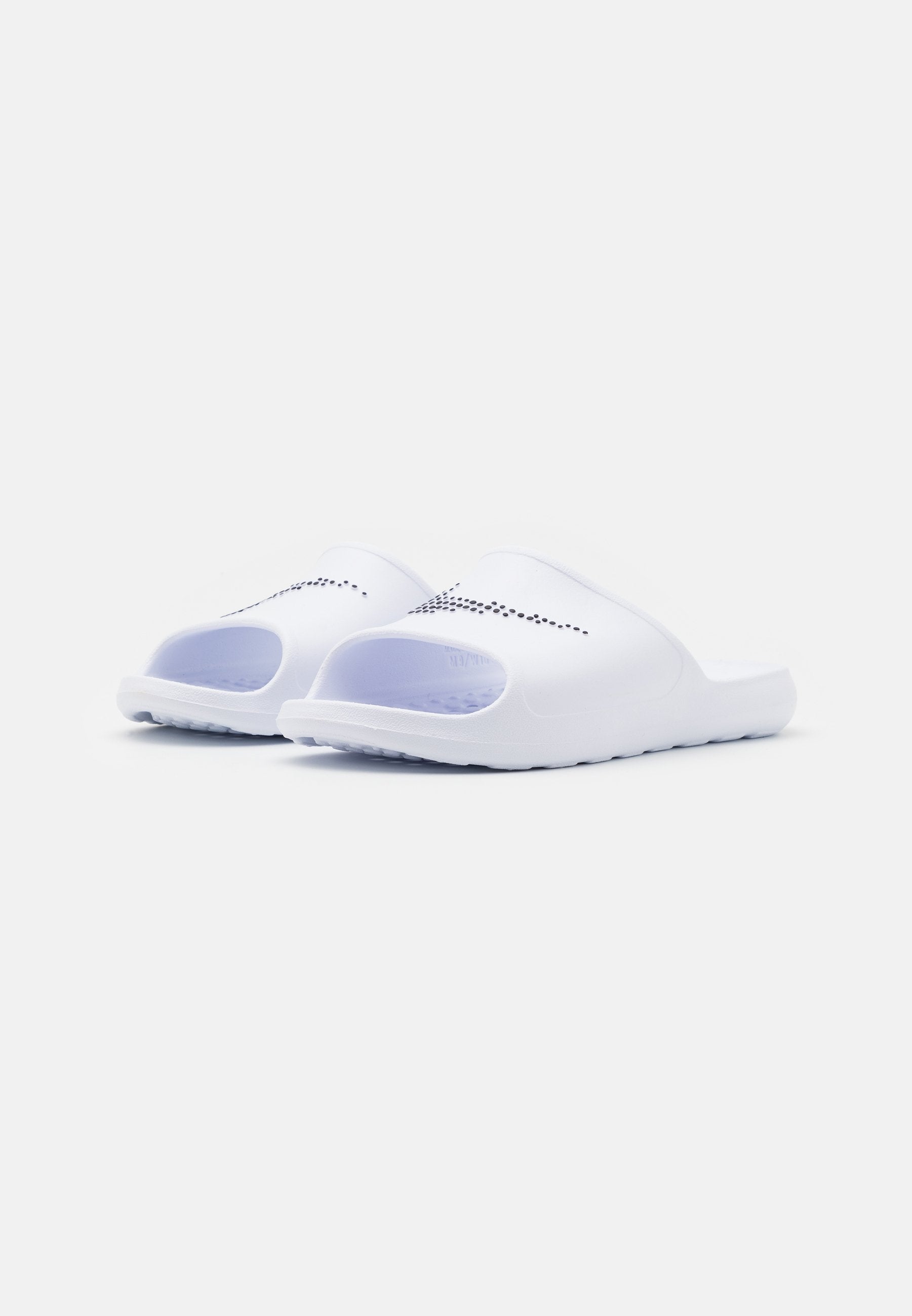 Nike Viktory papucs