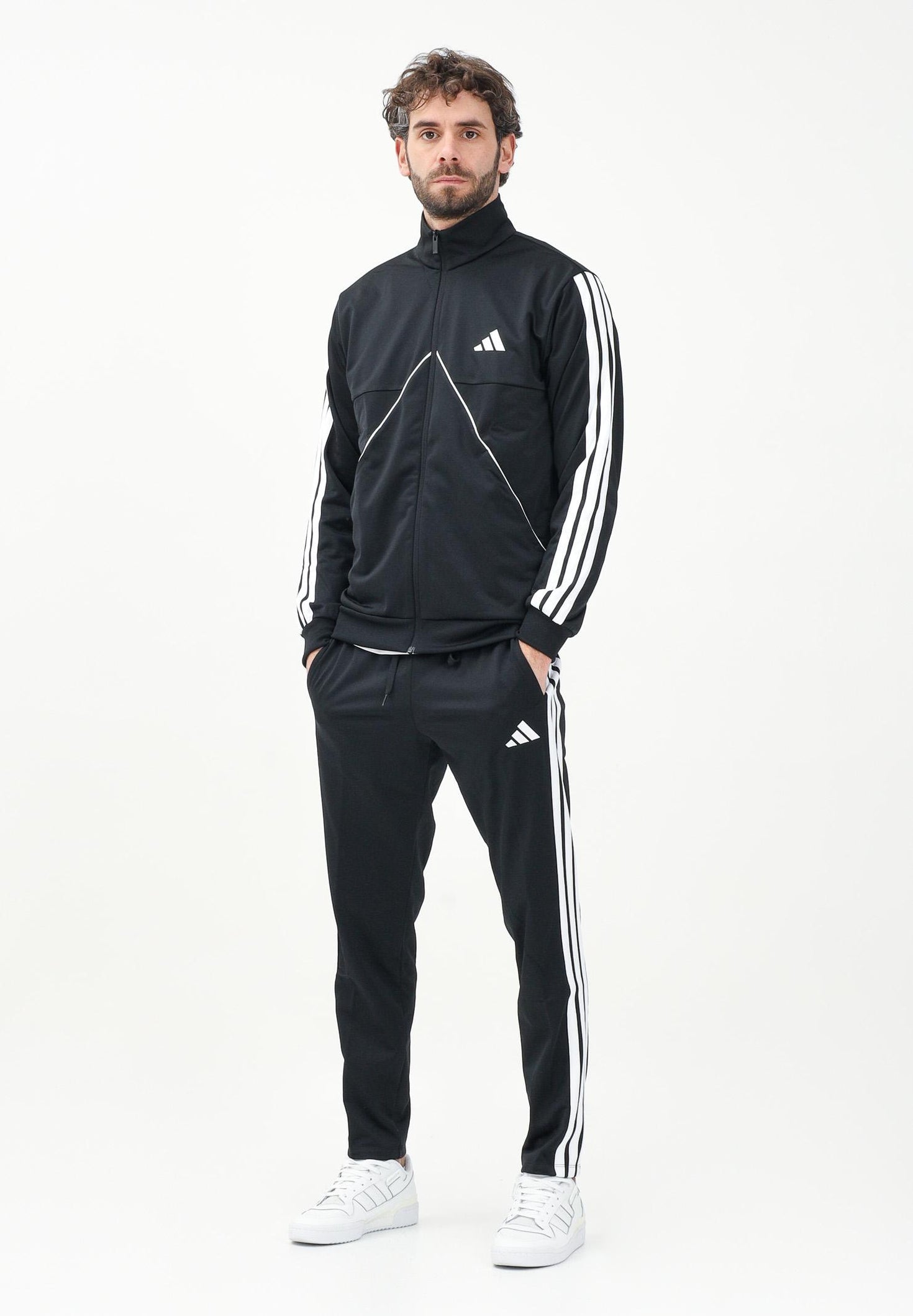 Adidas férfi szabadidő szett