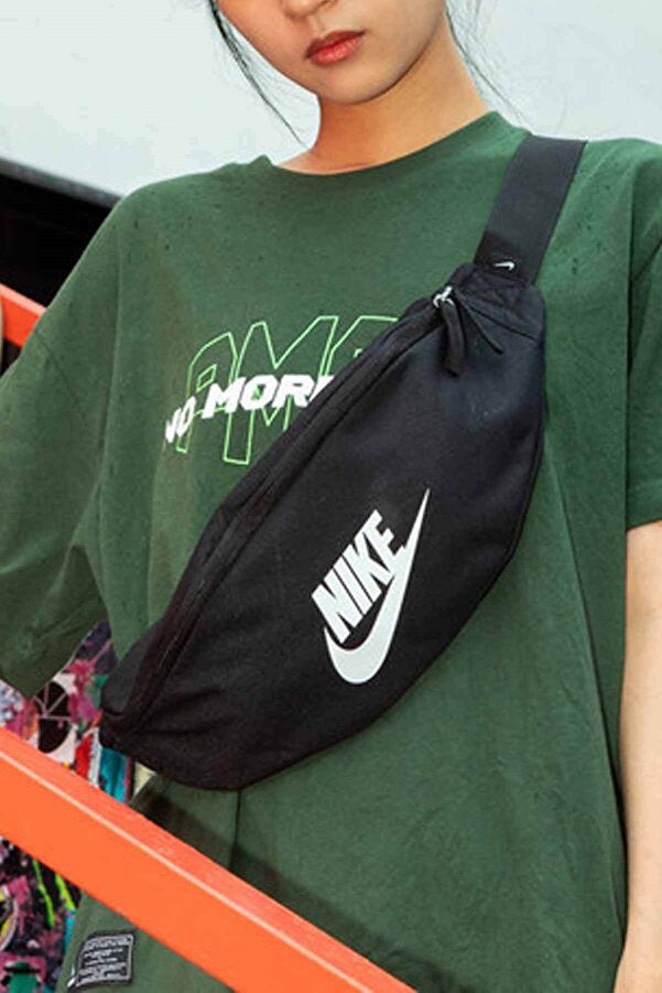 Nike övtáska