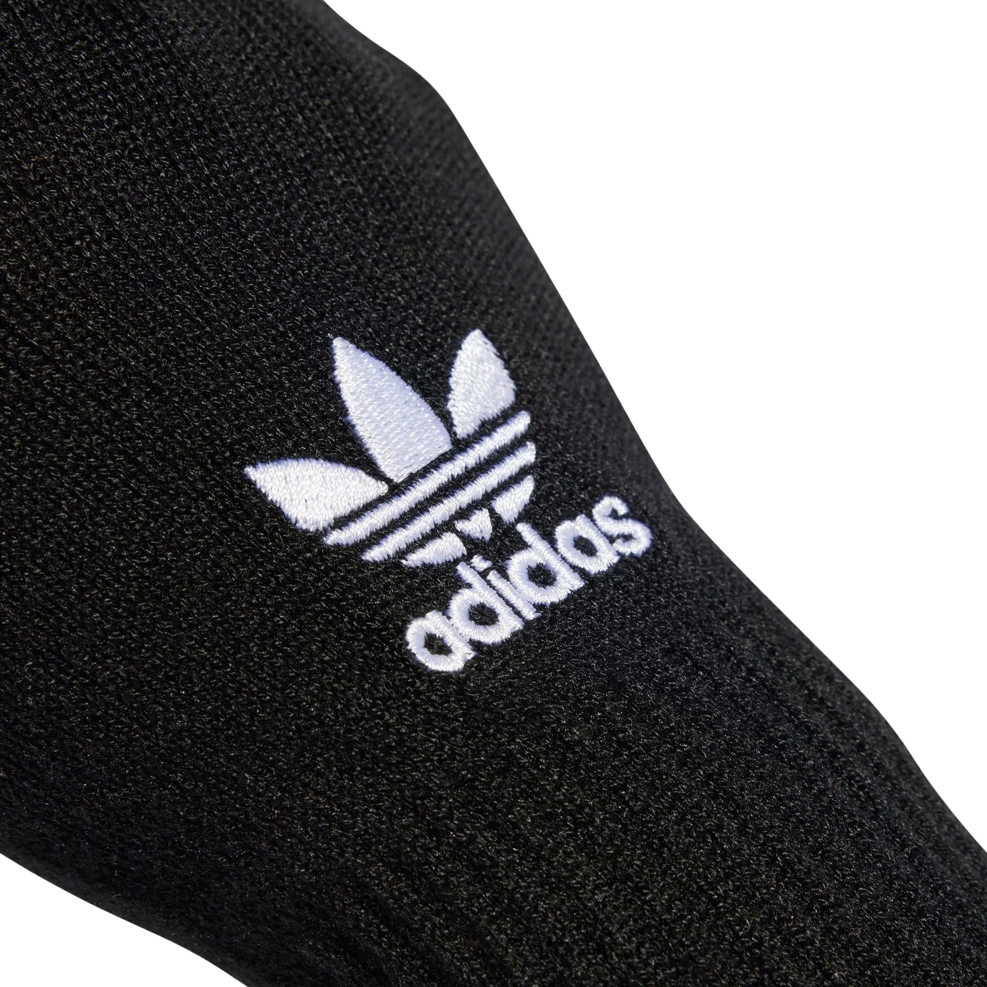 Adidas kesztyű