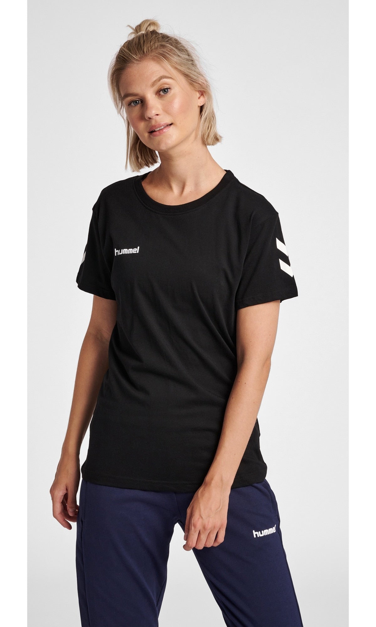 Hummel Legacy női póló – Fekete